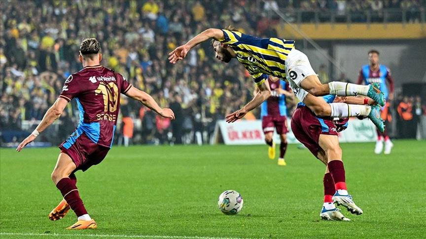 Dev randevu başlıyor! Fenerbahçe-Trabzonspor maçı muhtemel 11'ler açıklandı 1